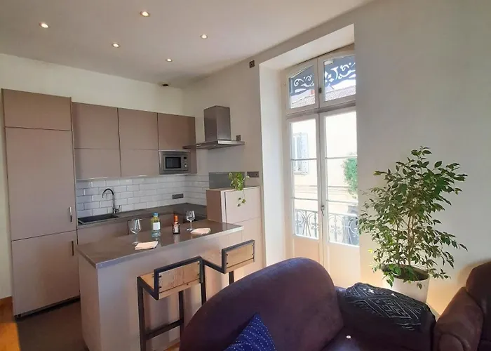 L'oasis Lumiere - T3 Central, Fibre, Tv Connectee * Montpellier