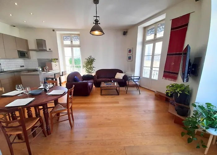 Apartamento L'oasis Lumiere - T3 Central, Fibre, Tv Connectee *